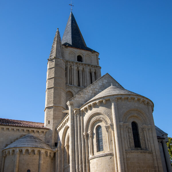Eglise Saint-Pierre d'Aulnay-de-Saintonge