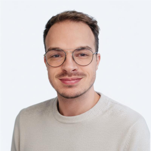 LUCAS DESFONTAINE</p>
<p>Chargé de projets polyvalents vélo</p>
<p>La Rochelle</p>
<p>